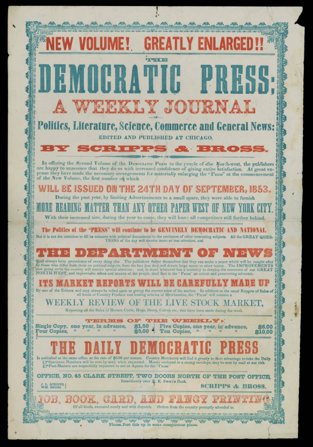 Zeitung mit dem Text "Demokratische Presse: Eine Wochenzeitung" vor schwarzem Hintergrund.