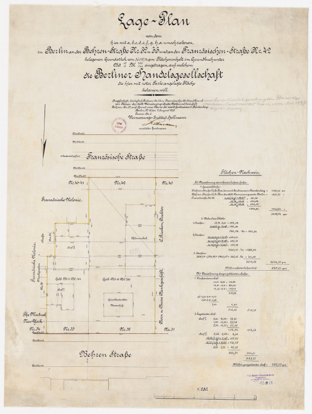Altes Dokument mit dem Titel "Plan der Berliner Handelagellachaft" mit einer Gebäudeansicht, Text und einem Stempel auf der linken Seite.