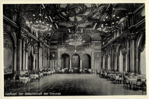FLOW in der Passionskirche: Wenn Berlin das Alltagsleben vergisst