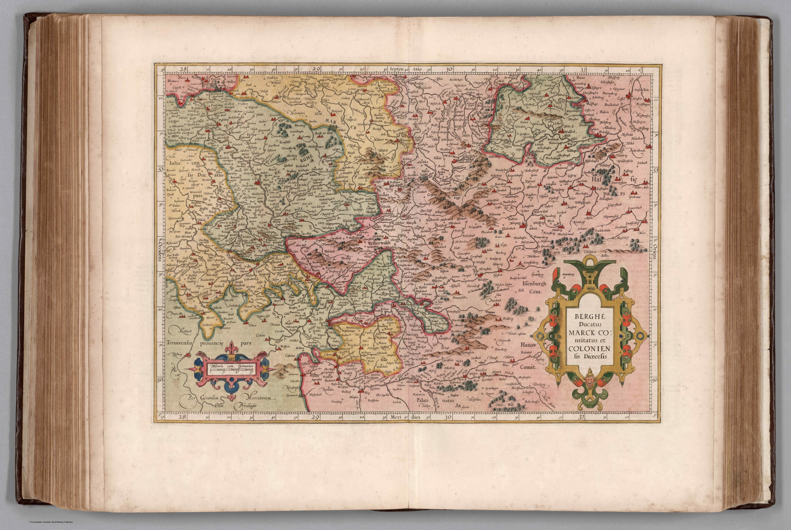 Offenes Buch mit detaillierter Karte Deutschlands und begleitendem Text.